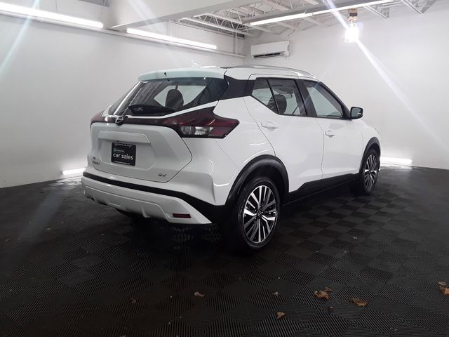 2022 Nissan Kicks SV