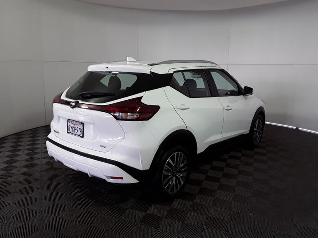 2022 Nissan Kicks SV