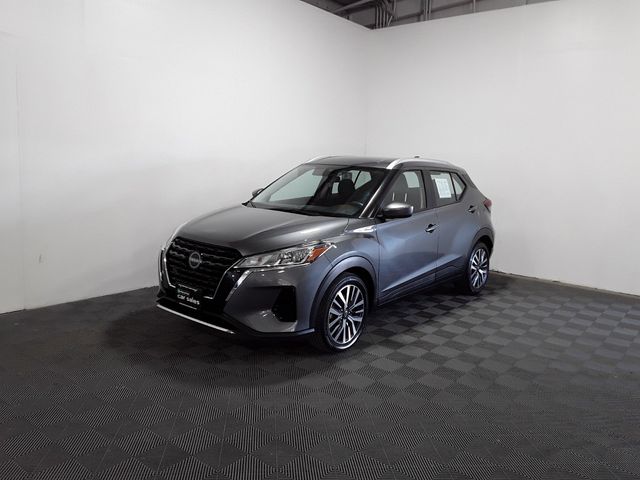 2022 Nissan Kicks SV