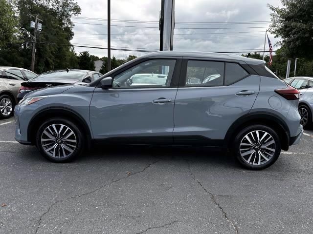 2022 Nissan Kicks SV