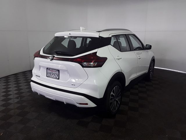 2022 Nissan Kicks SV