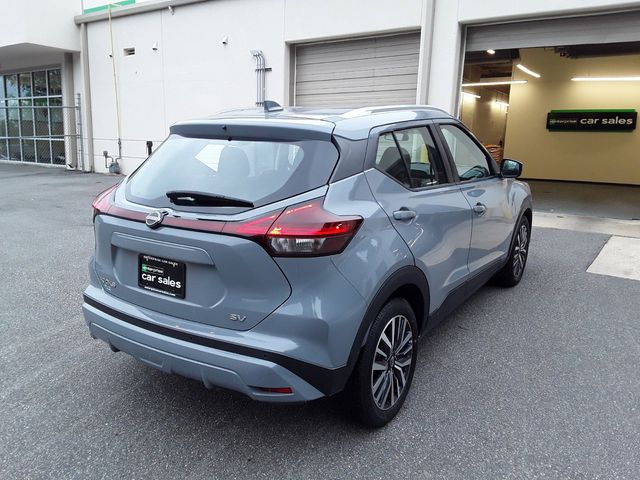 2022 Nissan Kicks SV