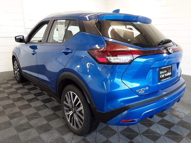 2022 Nissan Kicks SV