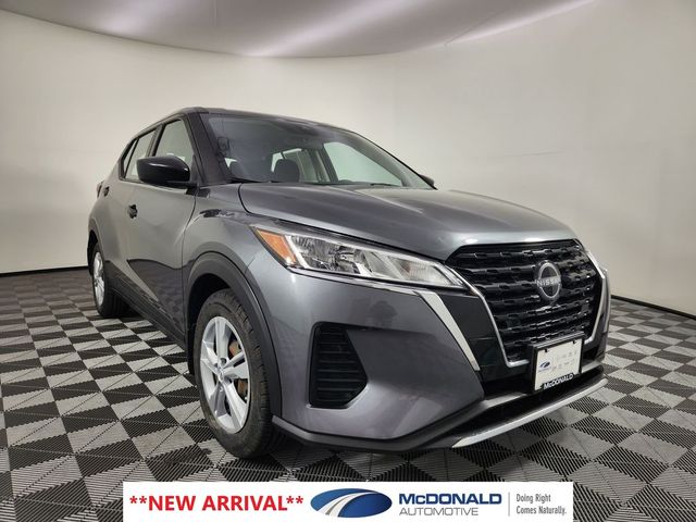 2022 Nissan Kicks S