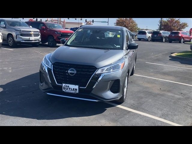 2022 Nissan Kicks S