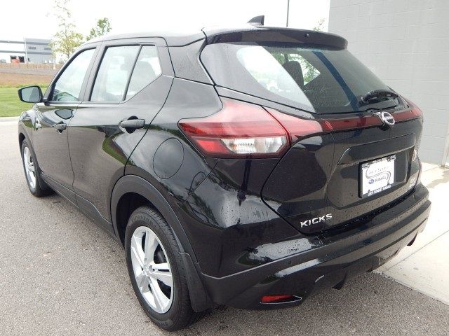 2022 Nissan Kicks S