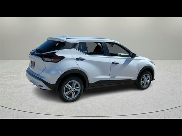 2022 Nissan Kicks S