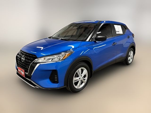2022 Nissan Kicks S