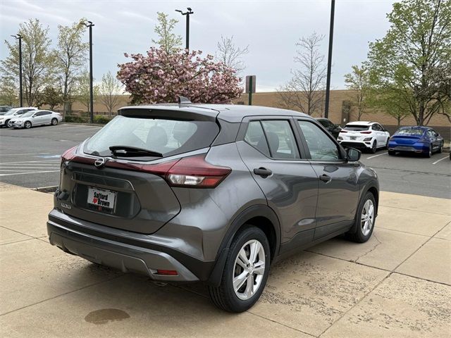 2022 Nissan Kicks S