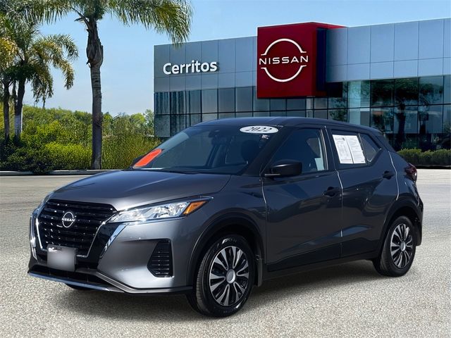 2022 Nissan Kicks S