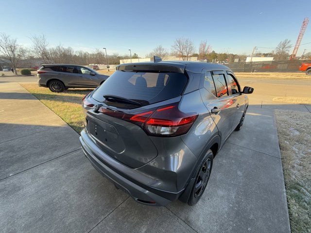 2022 Nissan Kicks S