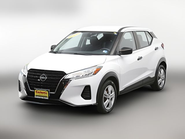 2022 Nissan Kicks S