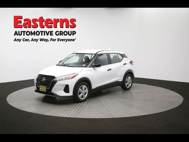 2022 Nissan Kicks S