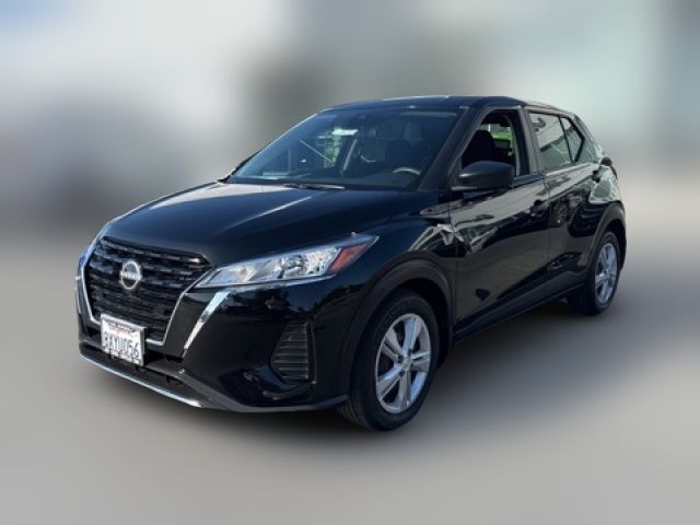 2022 Nissan Kicks S