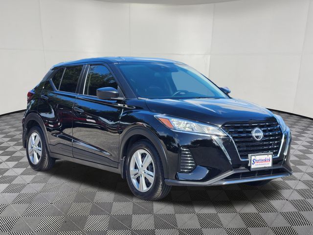 2022 Nissan Kicks S