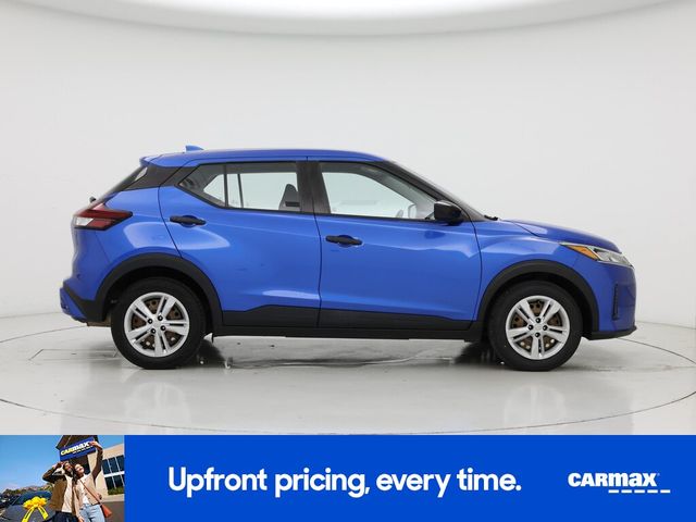 2022 Nissan Kicks S