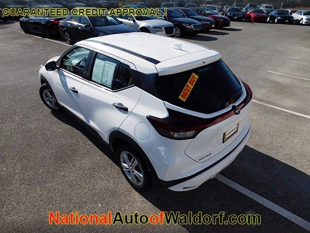 2022 Nissan Kicks S