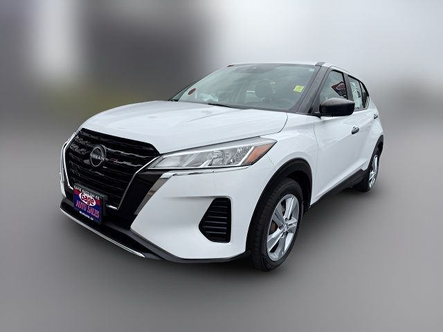 2022 Nissan Kicks S
