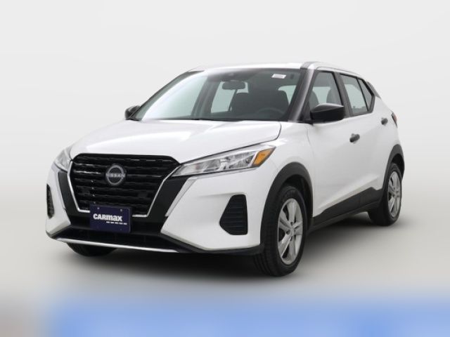 2022 Nissan Kicks S