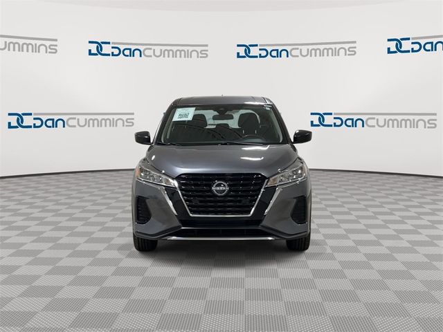 2022 Nissan Kicks S