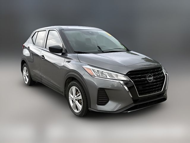 2022 Nissan Kicks S