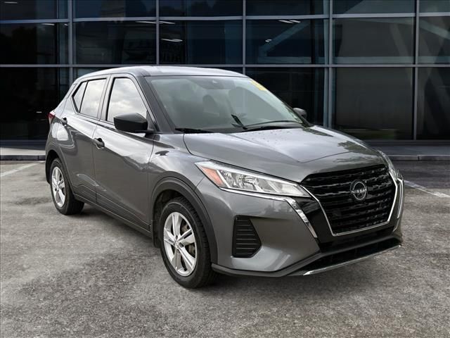 2022 Nissan Kicks S