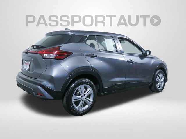 2022 Nissan Kicks S