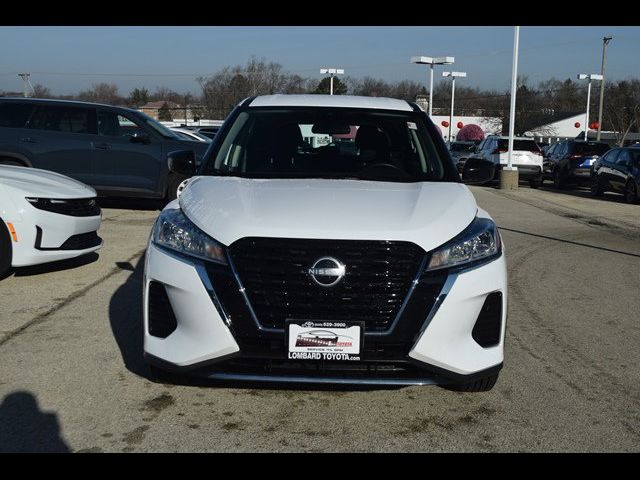 2022 Nissan Kicks S