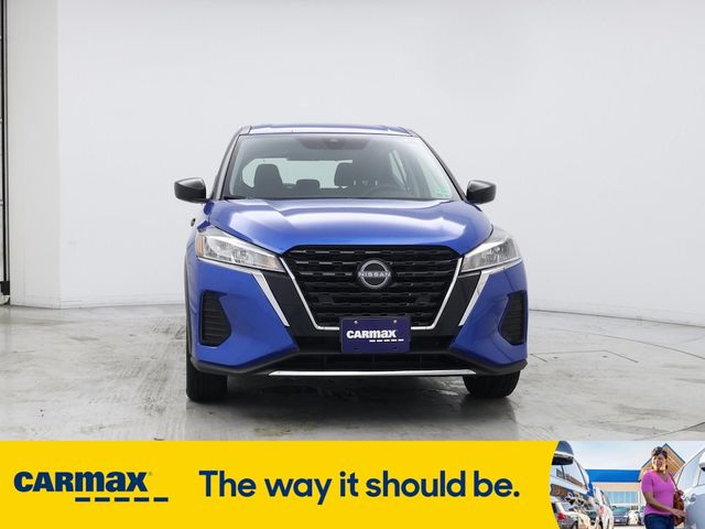 2022 Nissan Kicks S