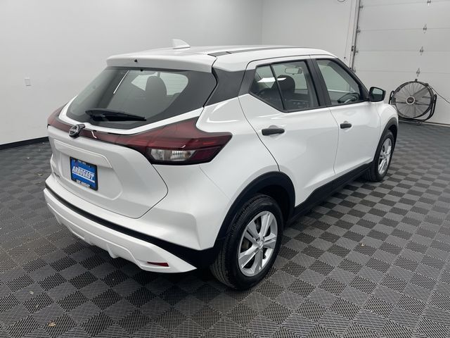 2022 Nissan Kicks S