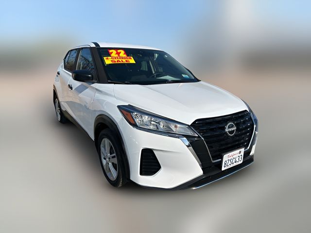 2022 Nissan Kicks S