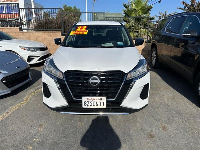 2022 Nissan Kicks S