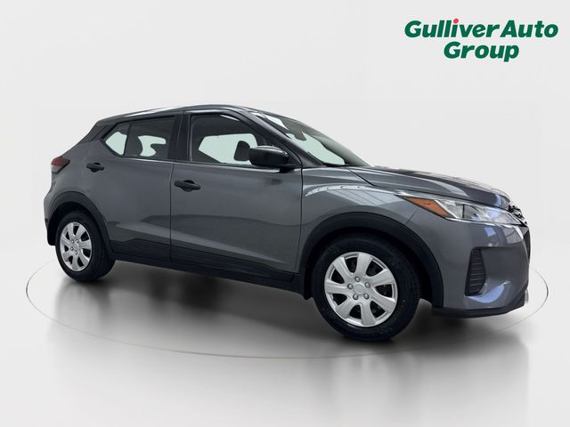 2022 Nissan Kicks S