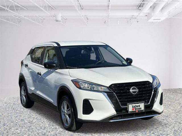 2022 Nissan Kicks S