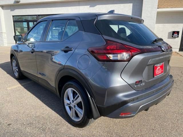 2022 Nissan Kicks S