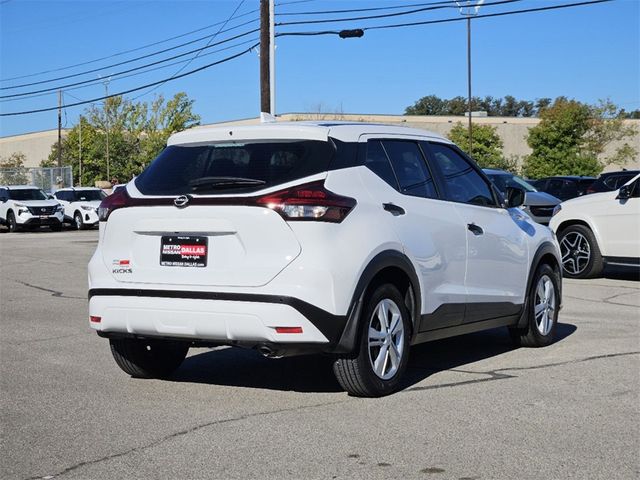 2022 Nissan Kicks S