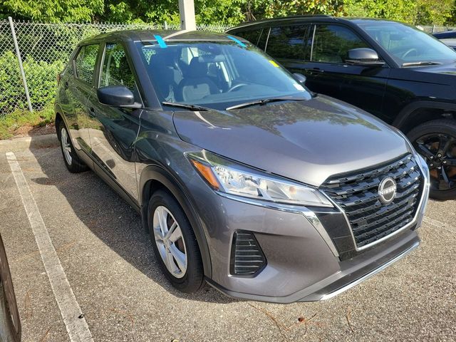 2022 Nissan Kicks S