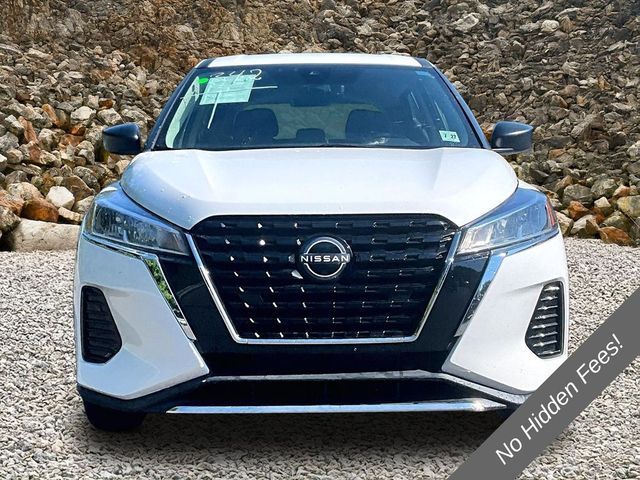 2022 Nissan Kicks S