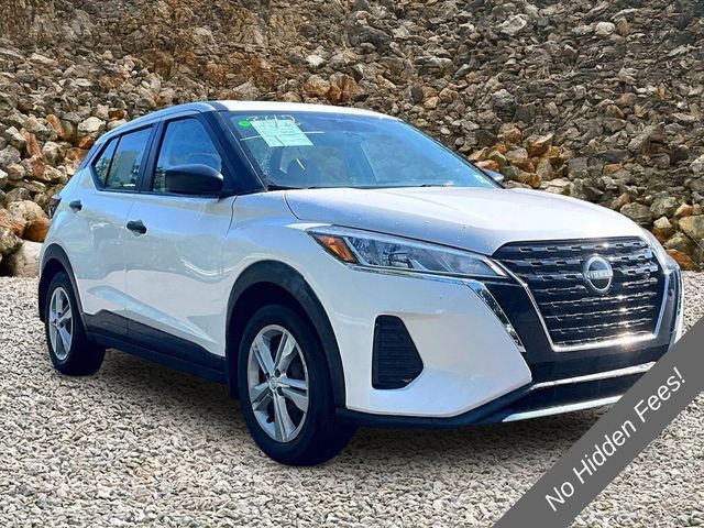 2022 Nissan Kicks S