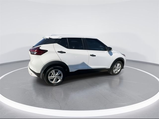 2022 Nissan Kicks S