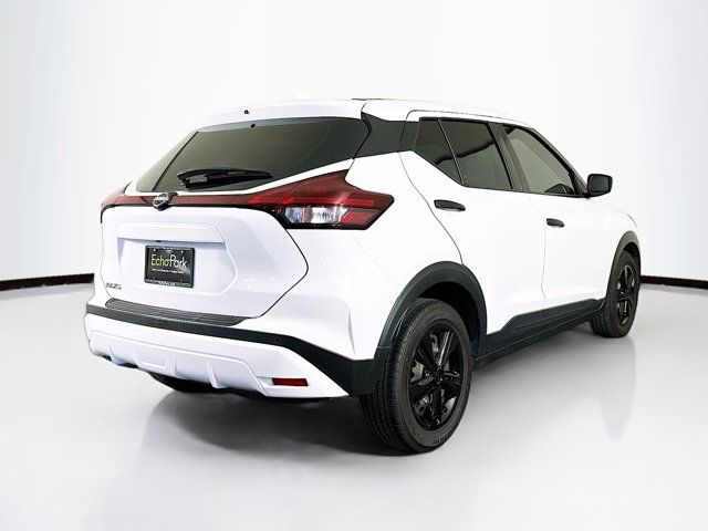 2022 Nissan Kicks S