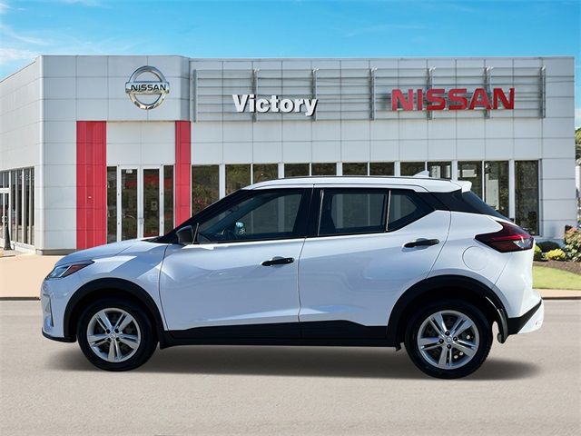 2022 Nissan Kicks S