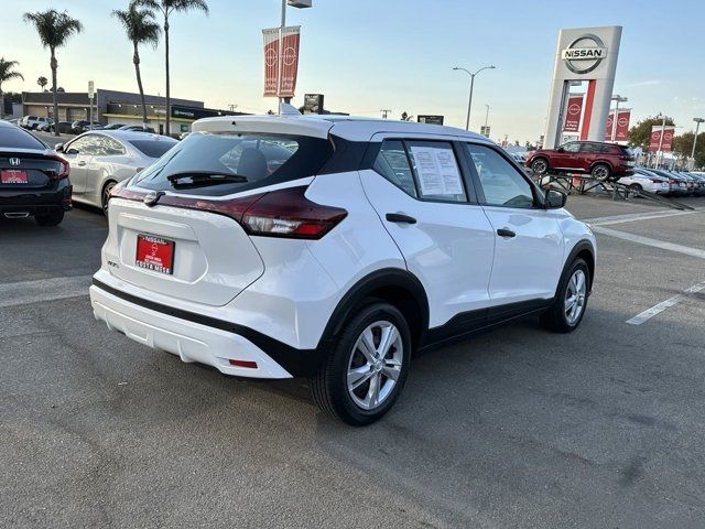 2022 Nissan Kicks S