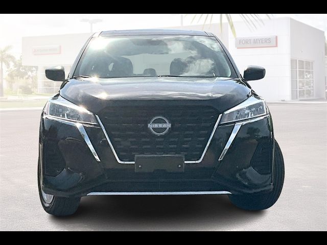 2022 Nissan Kicks S
