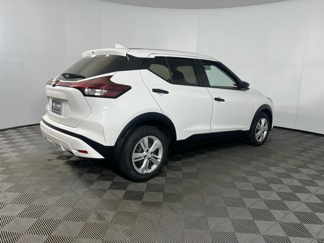 2022 Nissan Kicks S