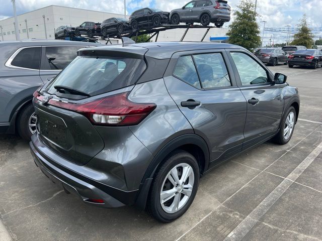 2022 Nissan Kicks S