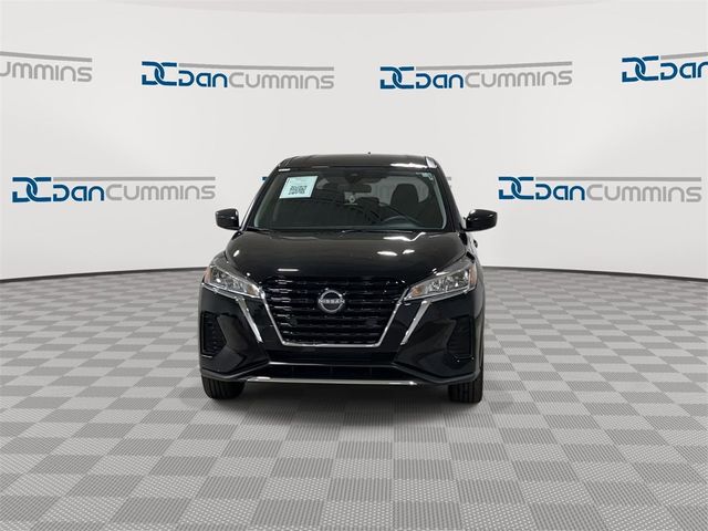 2022 Nissan Kicks S