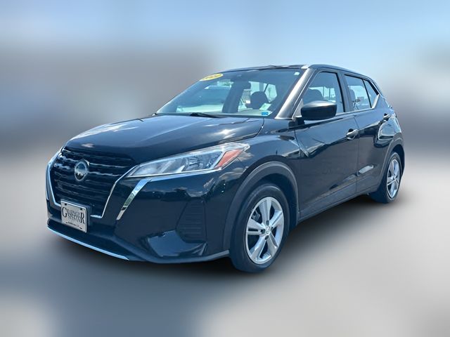 2022 Nissan Kicks S