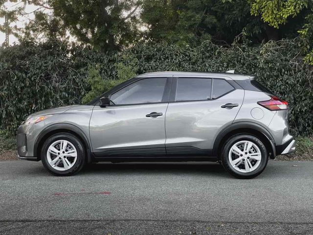 2022 Nissan Kicks S