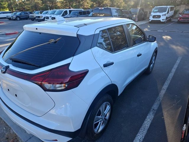 2022 Nissan Kicks S